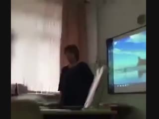 the teacher called the schoolgirl the receptionist because of the clothes and got on video